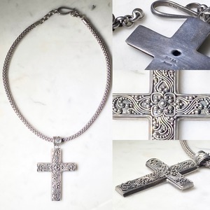 vintage SUARTI Etruscan design silver cross pendant necklace