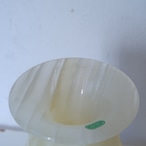 とうめいホワイトな石の花瓶