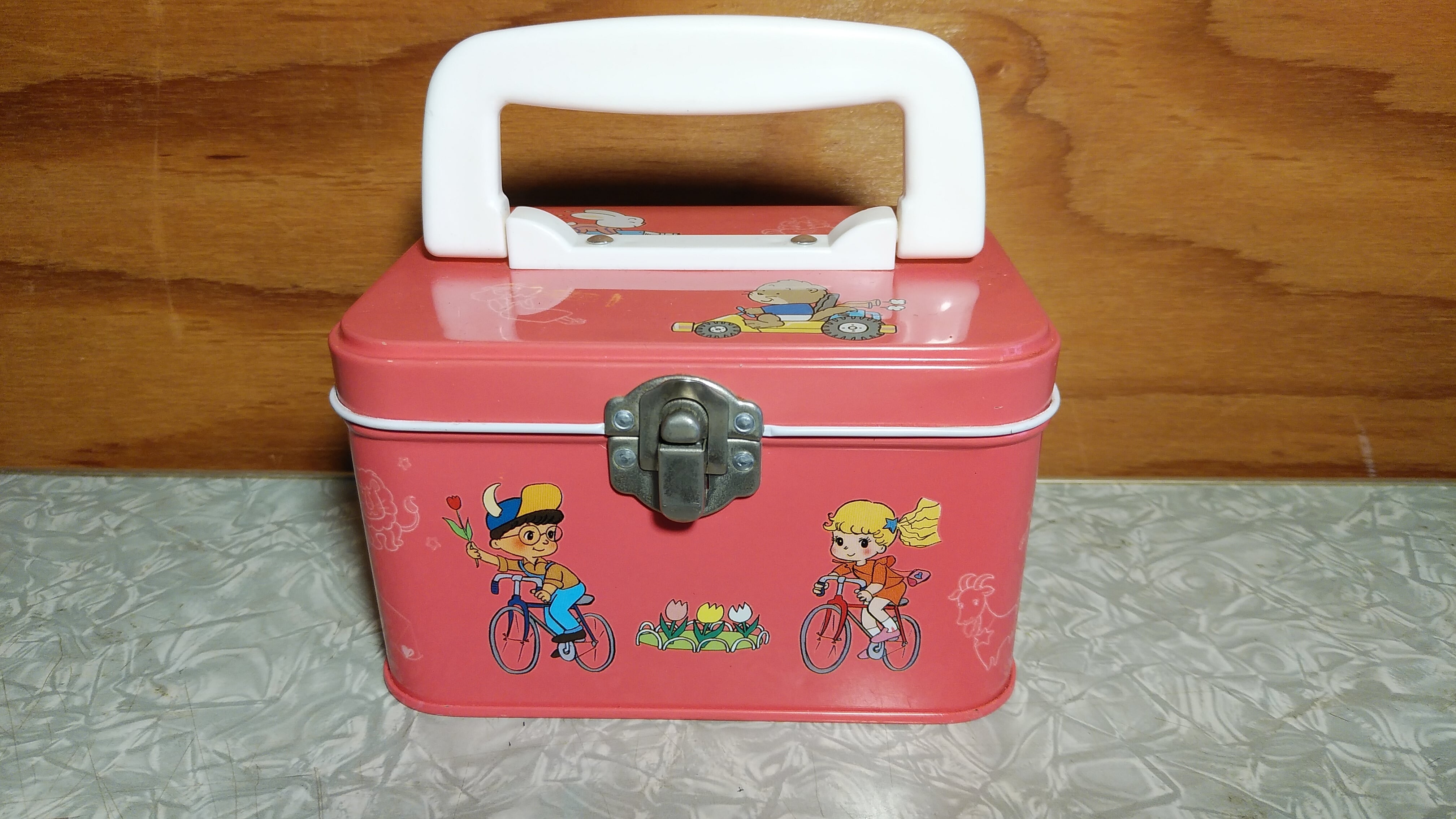 ccf32eba7a8de3d479f8e23f2d9e16