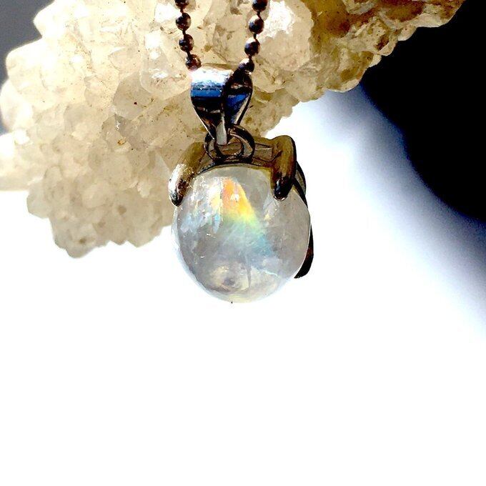 【一点物】✦6月の誕生石✦⋆.·SV925⋆.満月レインボームーンストーンPetitネックレス⋆.·Moonlit Dream.·✦no99