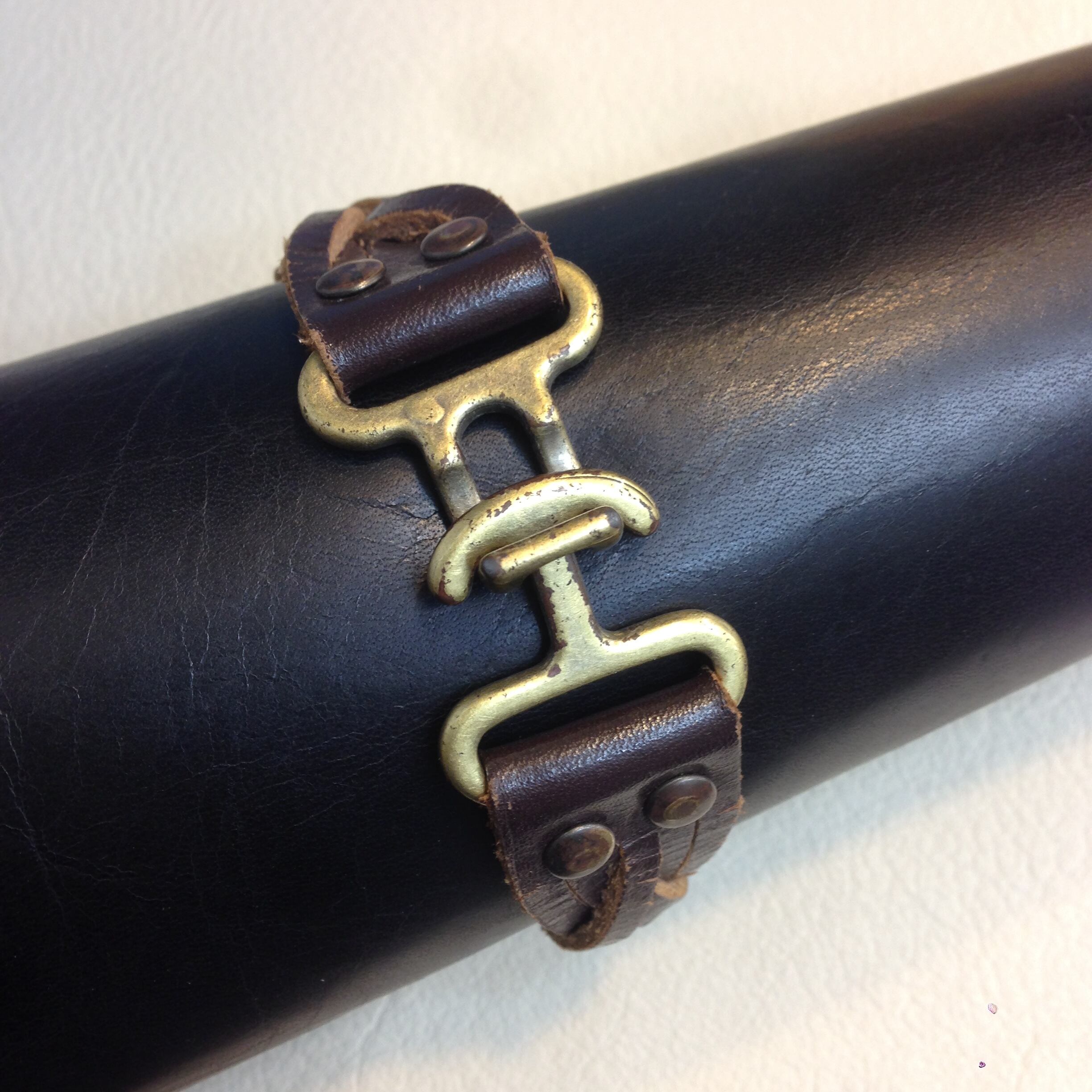 引っ掛け金具 内径30mm【ゴールド(1セット入り）】THK-11 | and