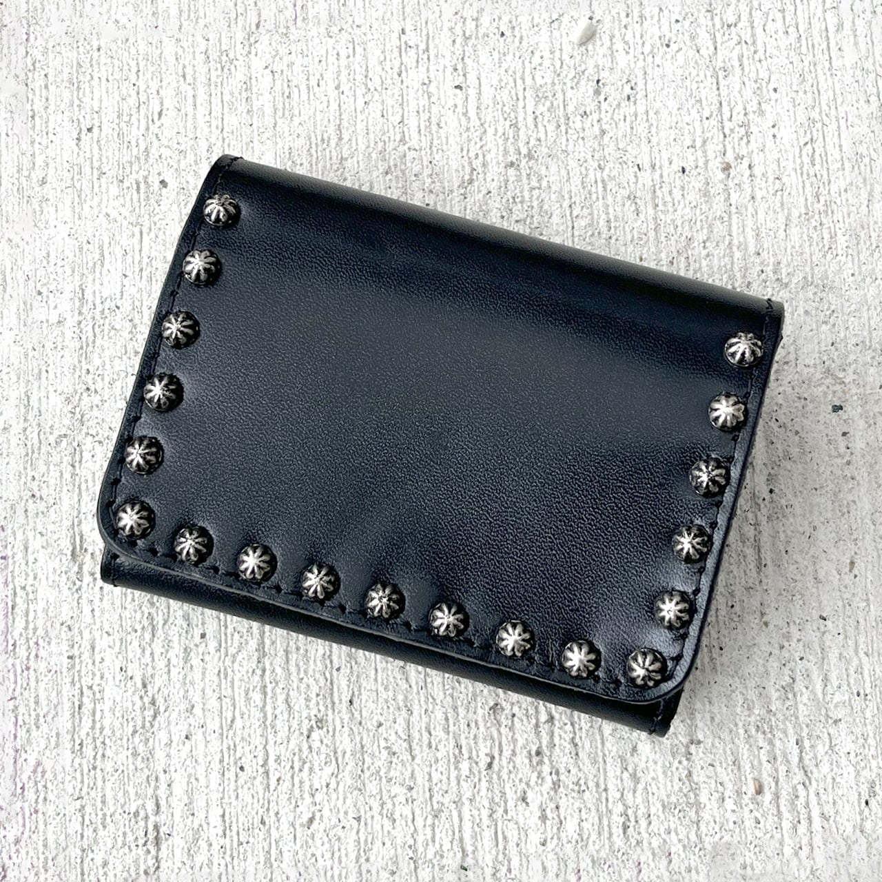 栃木レザー スタッズ コンパクト財布 5色展開 日本製 Made in Japan 