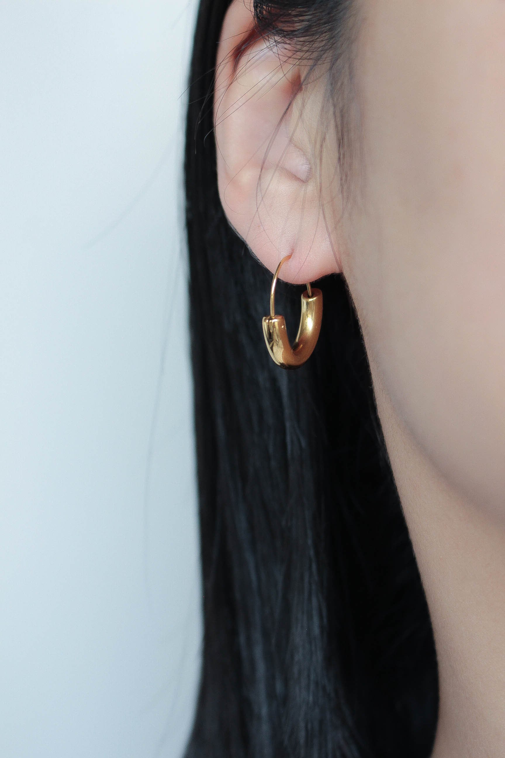 Lock Hoop Pierce | ebine(エビネ)|金属アレルギー対応アクセサリー