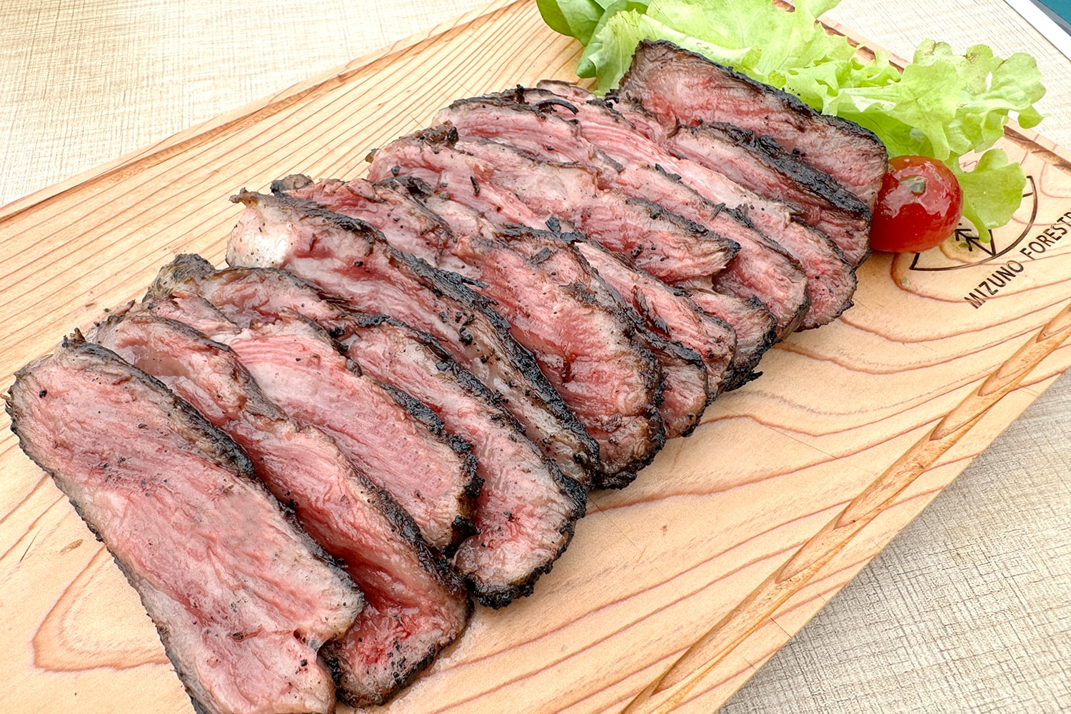 黒毛和牛ロースブロック肉※BBQにオススメ（A4〜5等級）／石川はちみつ