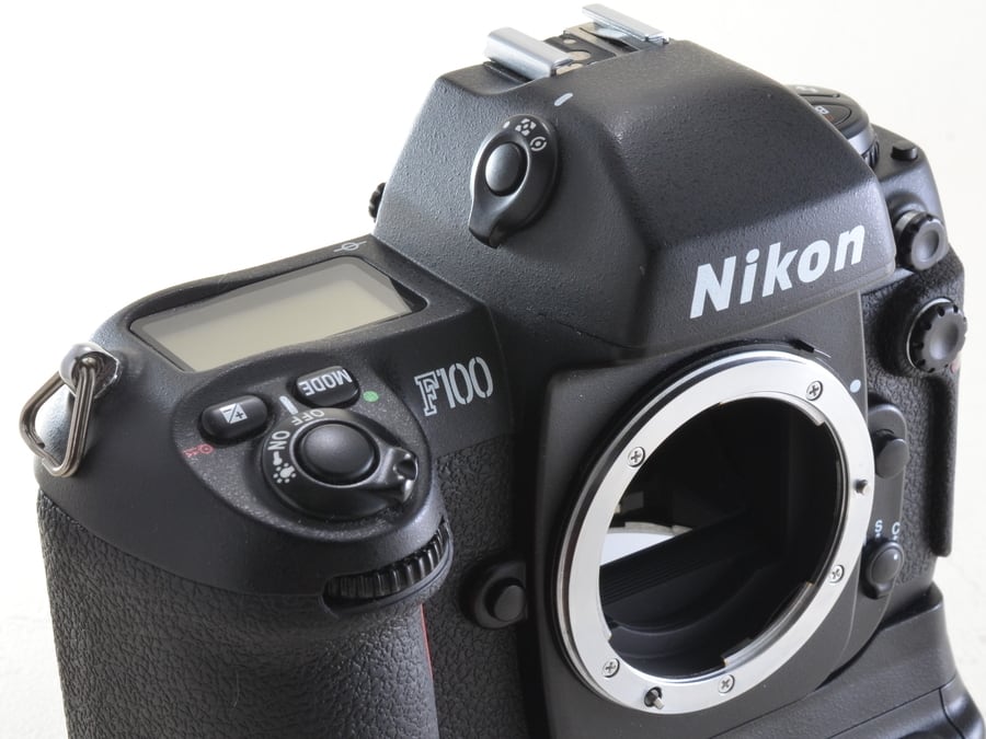 Nikon F100 ボディ MB-15付 ボディ ニコン（50916） | サンライズ ...