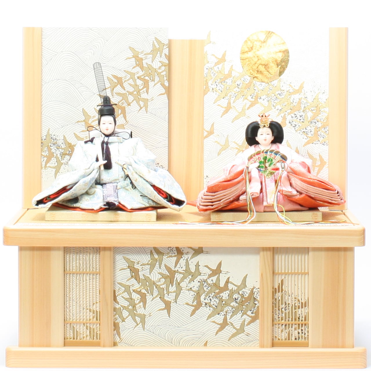 雛人形|ひな人形|初節句|コンパクト|おしゃれ|モダン|インテリア|プレミアム|こだわり|おすすめ|作家|収納〔商品コード〕32245-0431〔品番〕M30-B431 小三五親王 特茜 〔商品コード〕33318-2606〔品番〕3-26-6 台屛風セット 千羽鶴55㎝ 桧収納