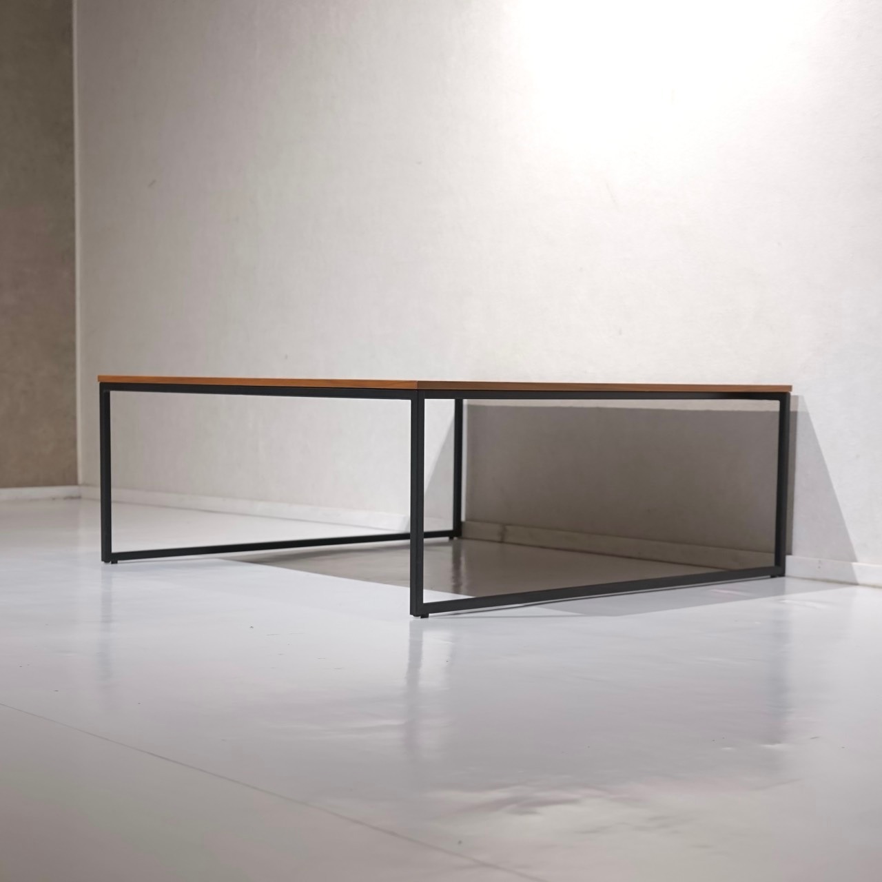 BoConcept ボーコンセプト Lugo ルーゴ ローテーブル コーヒーテーブル センターテーブル リビングテーブル 木製 テーブル モダン 北欧 ミニマル