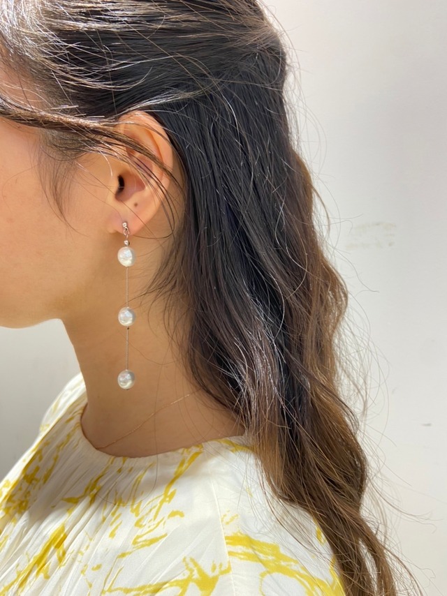 Kanam3 / gold and silver