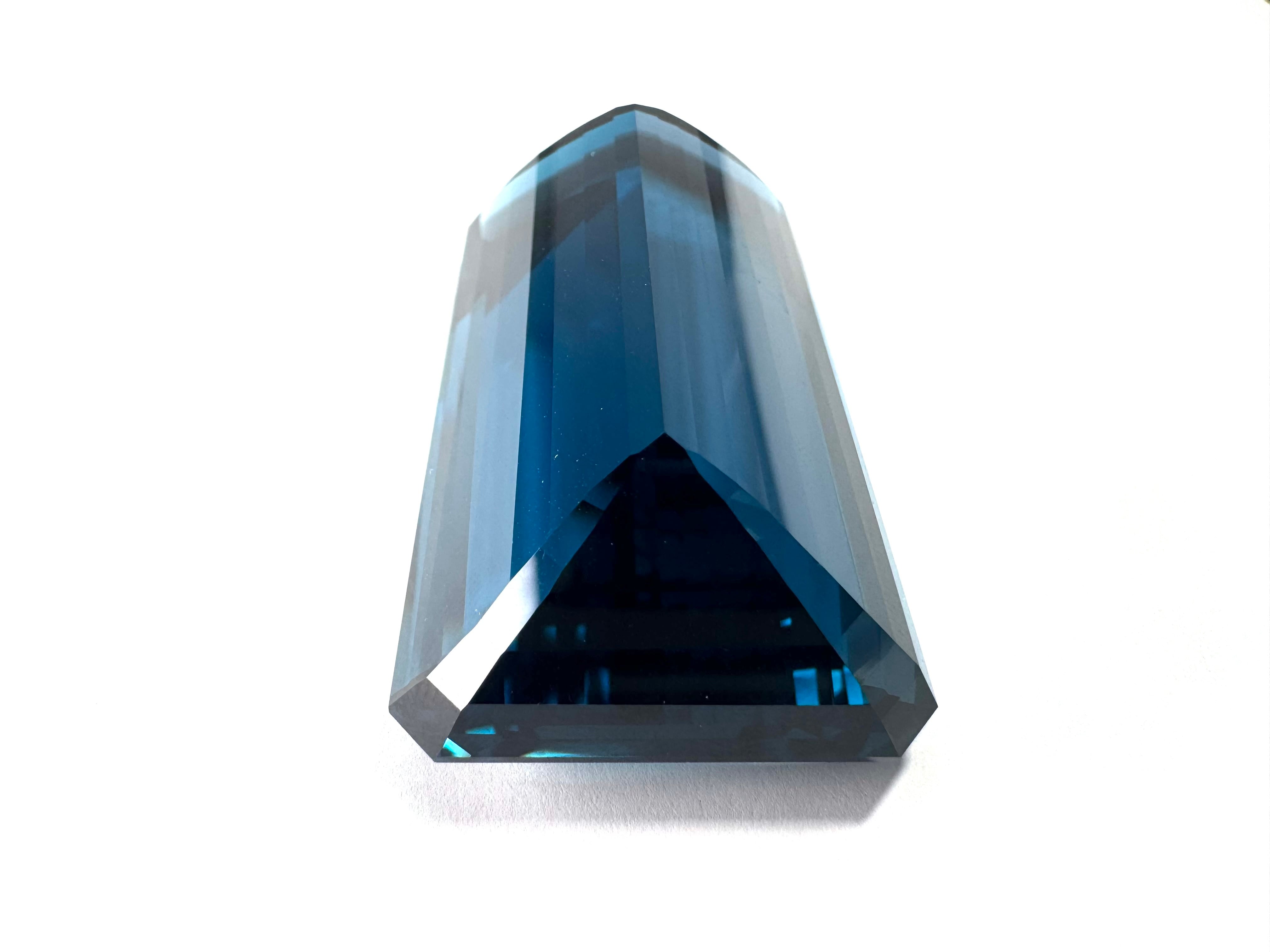 dragon 様】324.89ct トップクオリティーロンドンブルートパーズ [PK