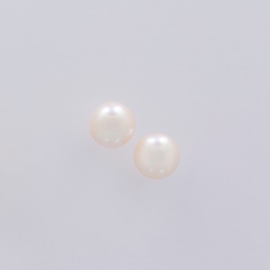 BASIC / Pierced Earrings (White)