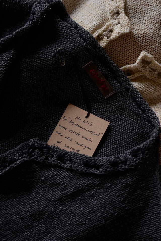 obafer / Ex. ″dog communication？″ hand stitch washi crew neck cardigan