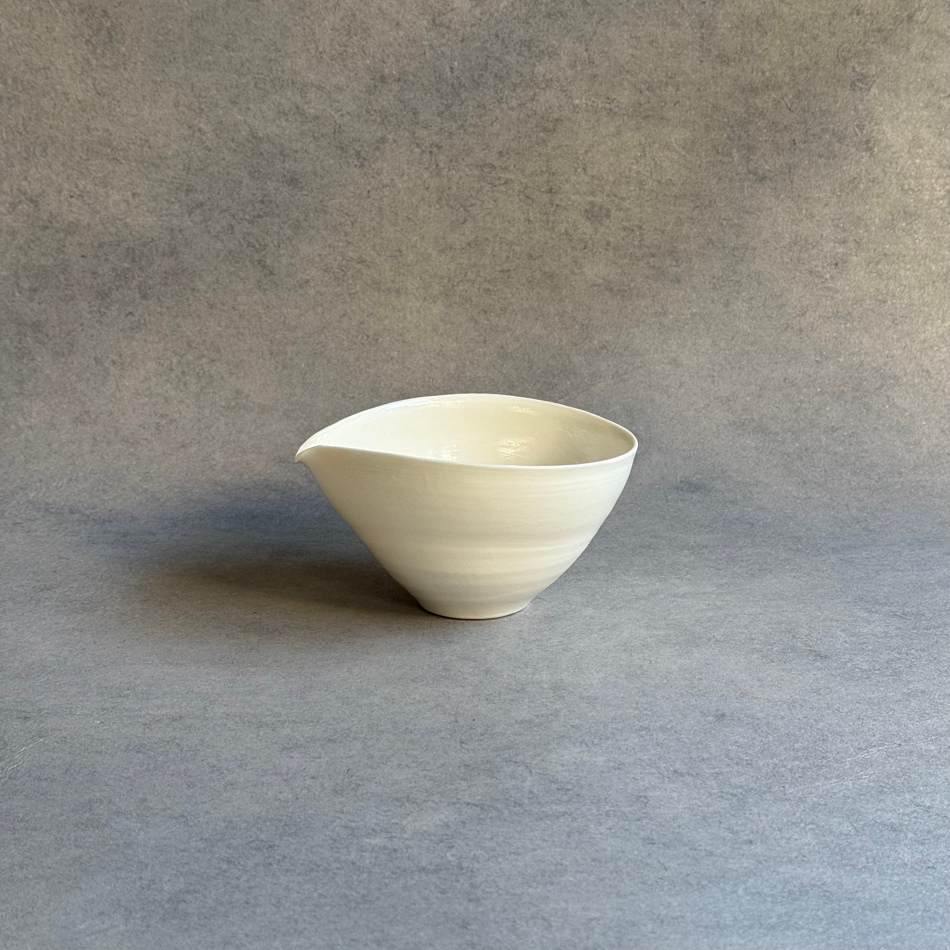 西川聡 白磁片口