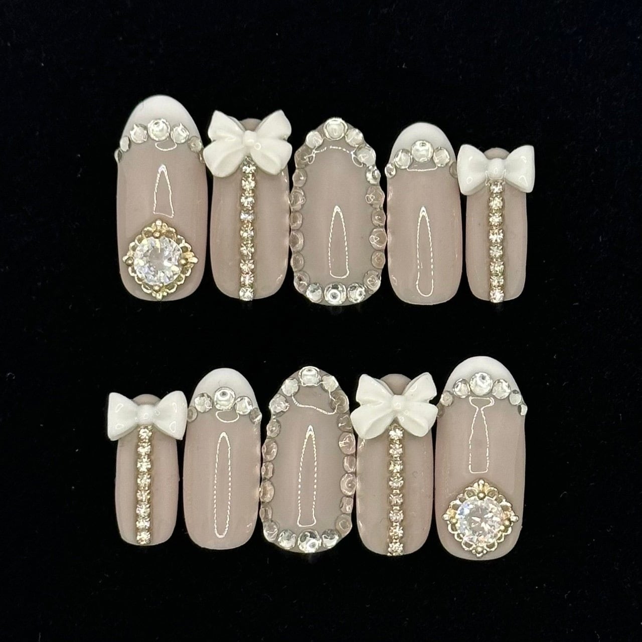 Frenchgirly ribbon Design