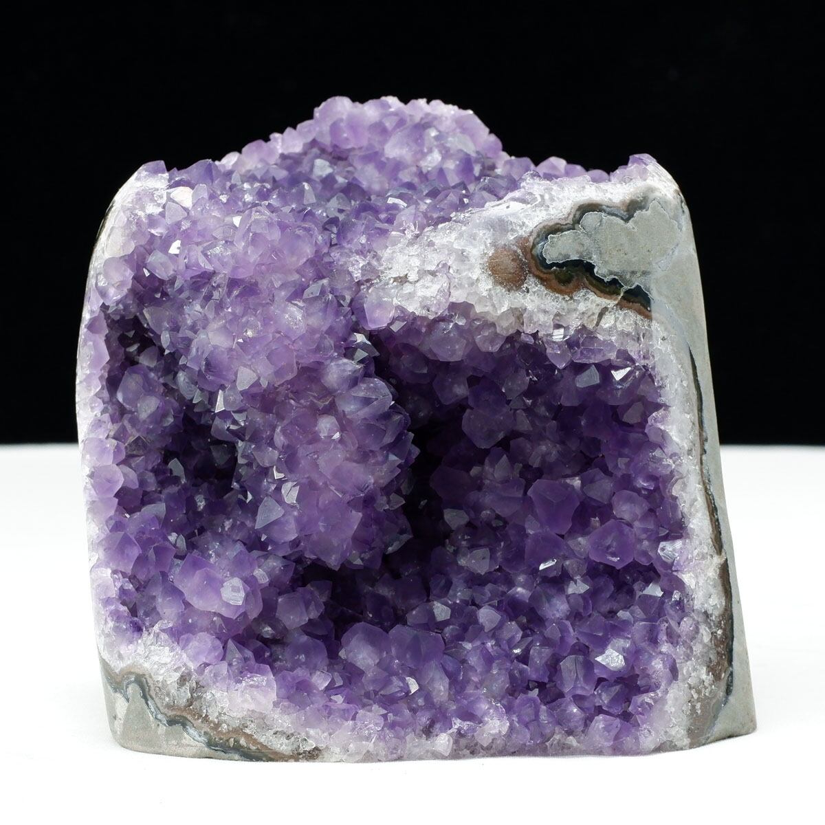 1.8Kg アメジスト クラスター ウルグアイ産 原石 amethyst 一点物 台座付属 182-7993