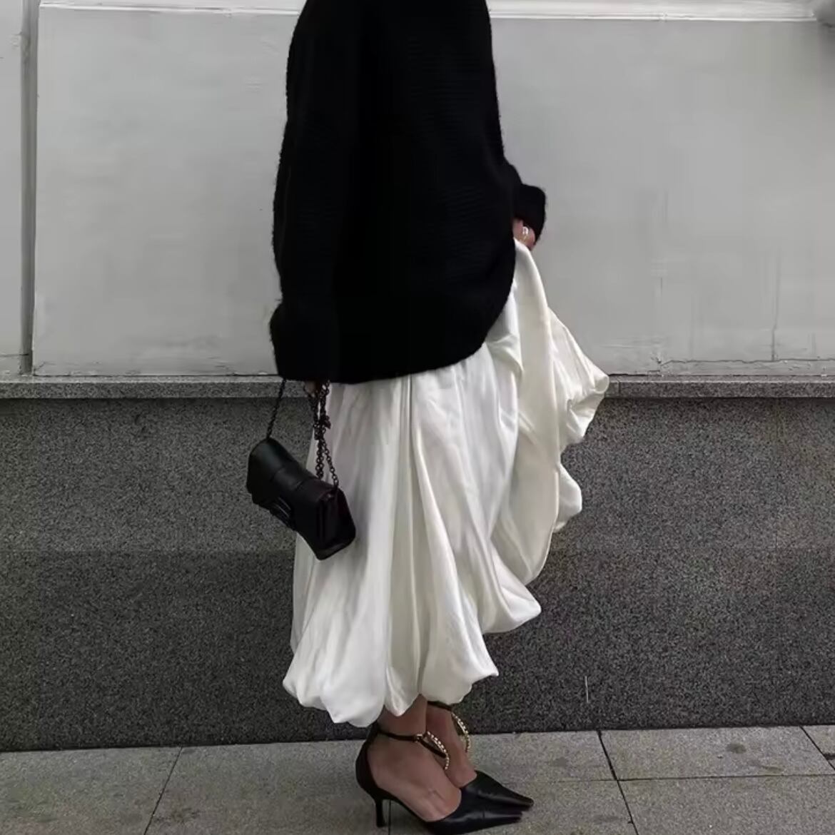 gloss satin ballon skirt