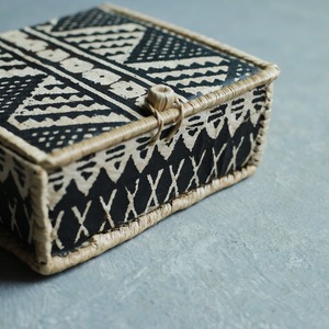 パラオから届いた、和紙の小物入れ（大）