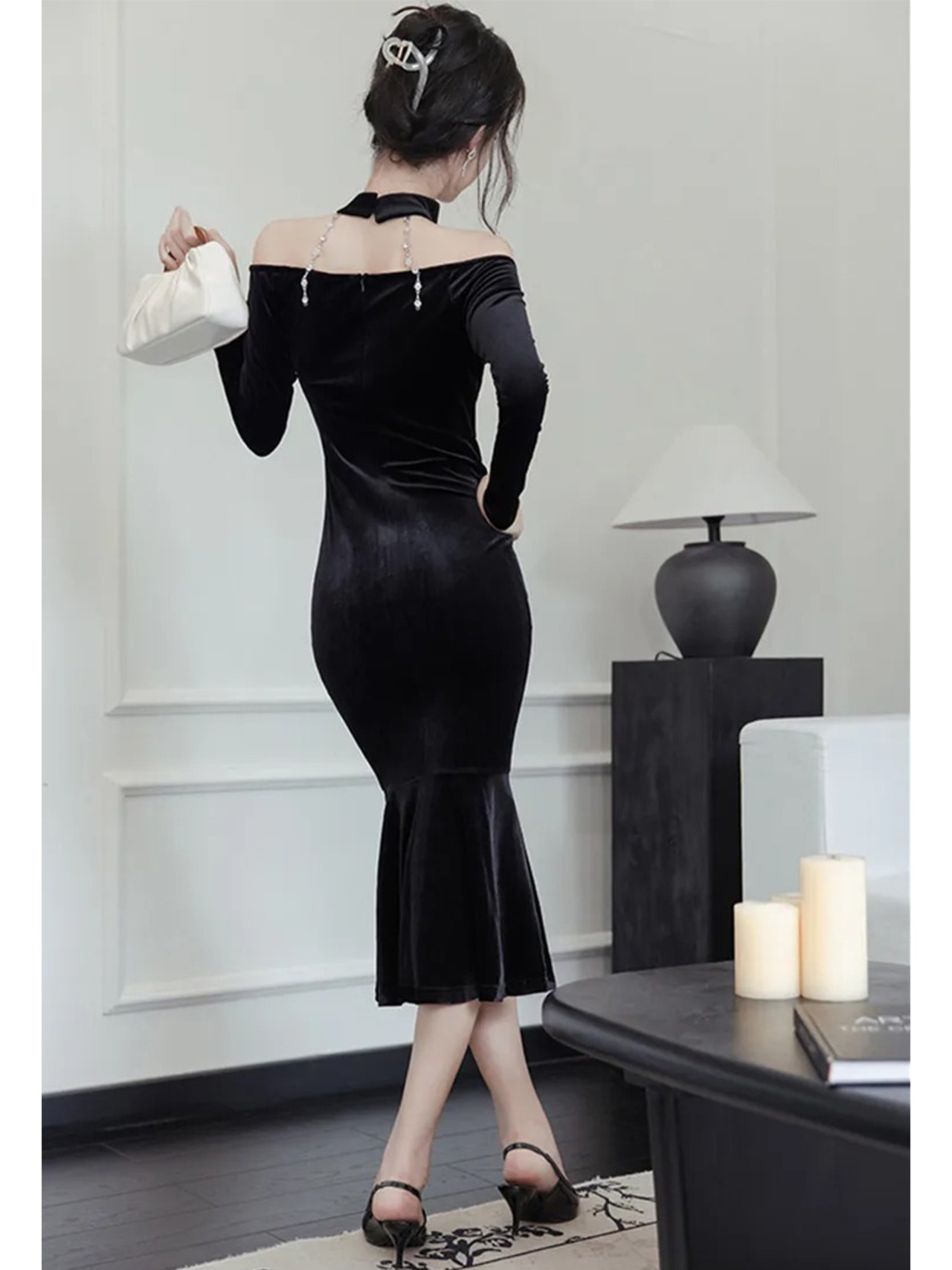 【0094】Off Shoulder Slim Long Sleeve Dress