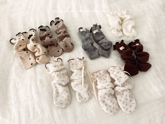[予約][送料無料]《valubebe》Heart heart dolldol socks (baby) 76