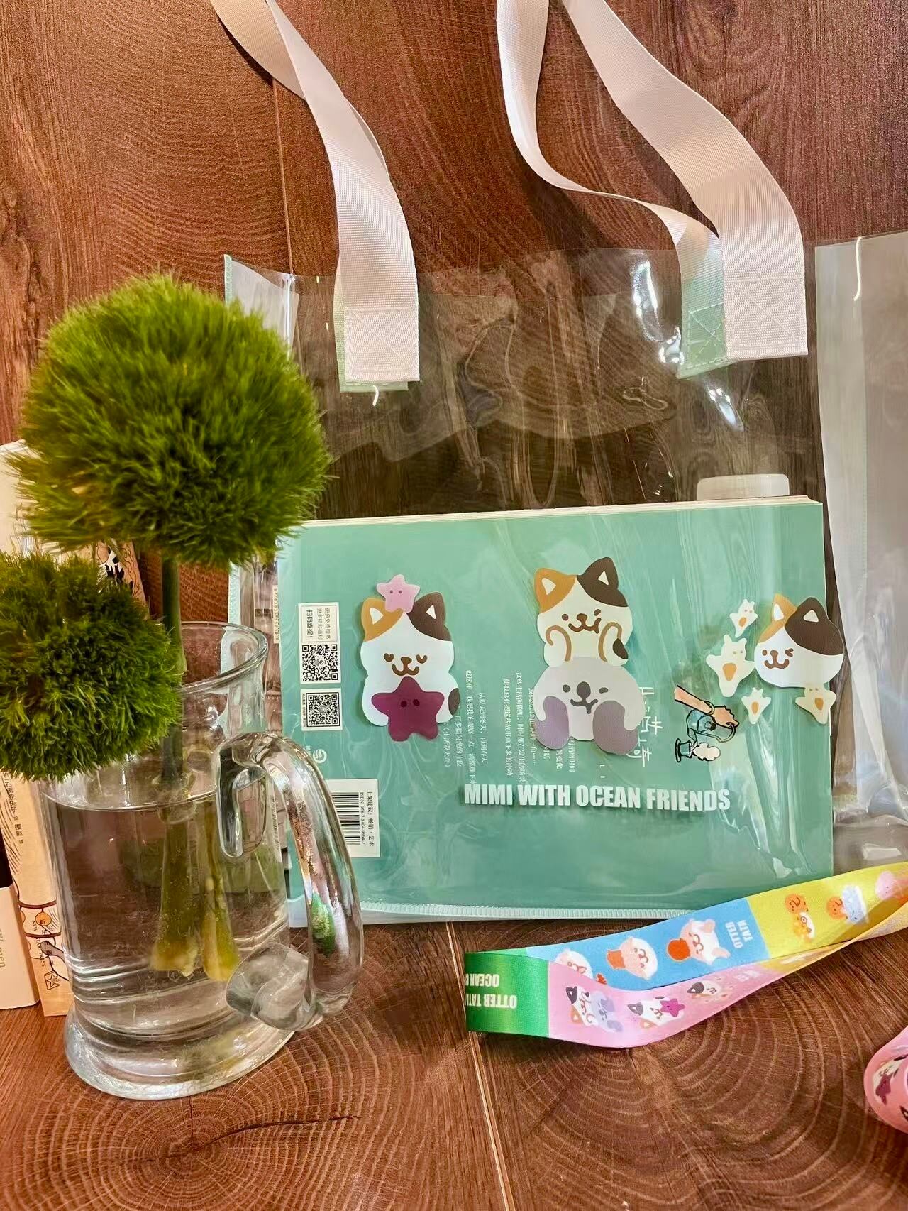 カピバラと猫PVCスイムバッグ