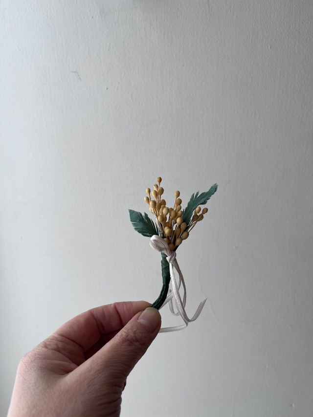 フランネルフラワーのブローチ