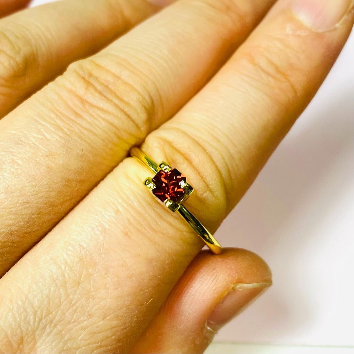 Yさま専用　レッドスピネル×2