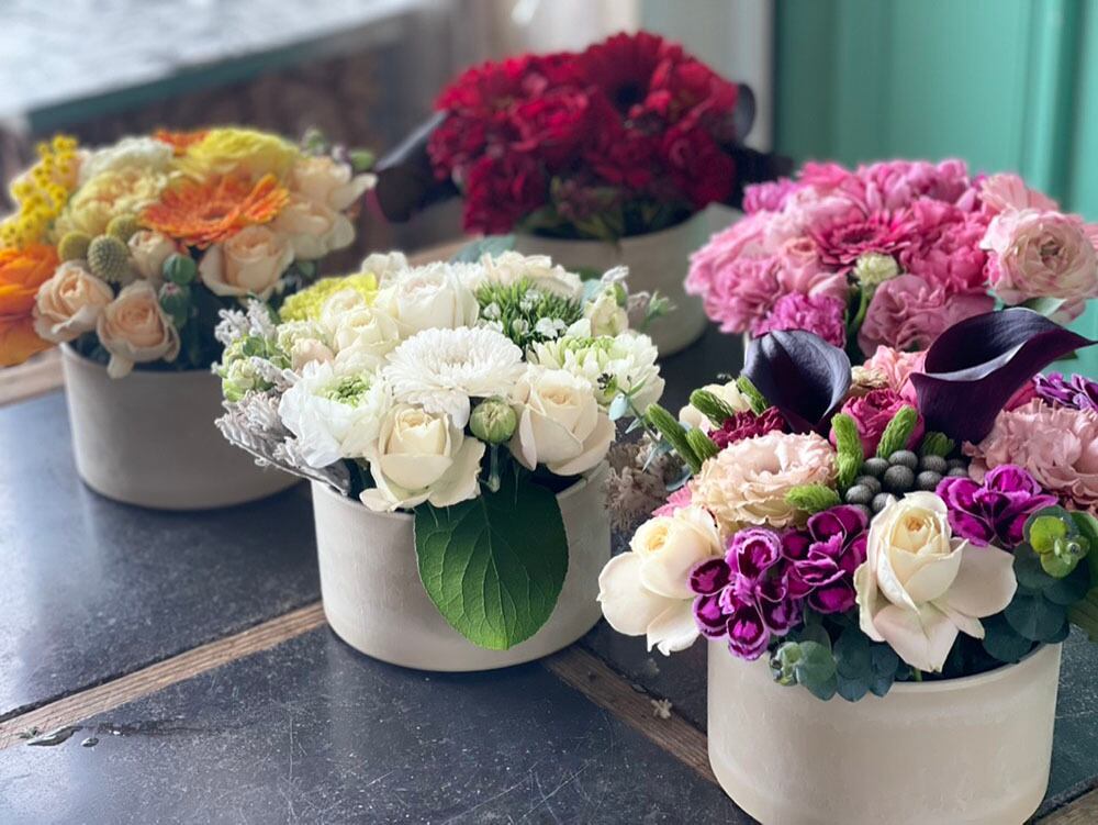 毎月届く色のアレンジの定期便12「COLOR'S12 色の飾るフラワー