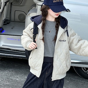 【送料無料】 子供服 女の子 フード付き 中綿 ジャケット キッズ 小学生 中学生 秋冬 アウター おしゃれ カジュアル シンプル 防寒 保温 暖かい 防風 アウトドア 通学 大人可愛い 大人女子