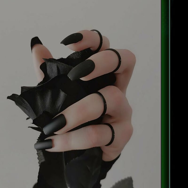 【闇の指先】極細 プレーンリング 5点セット ブラック 重ね付け ファランジリング 地雷系