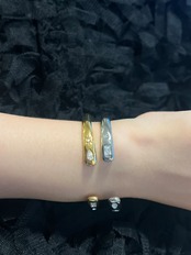 White stone bangle