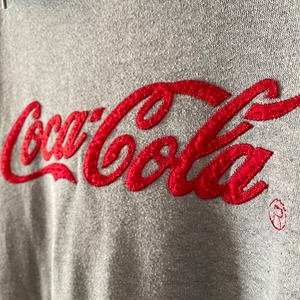 【CocaCola】コカコーラ 薄手 スウェット プルオーバー パーカー  春物 刺繍ロゴ アメリカ古着