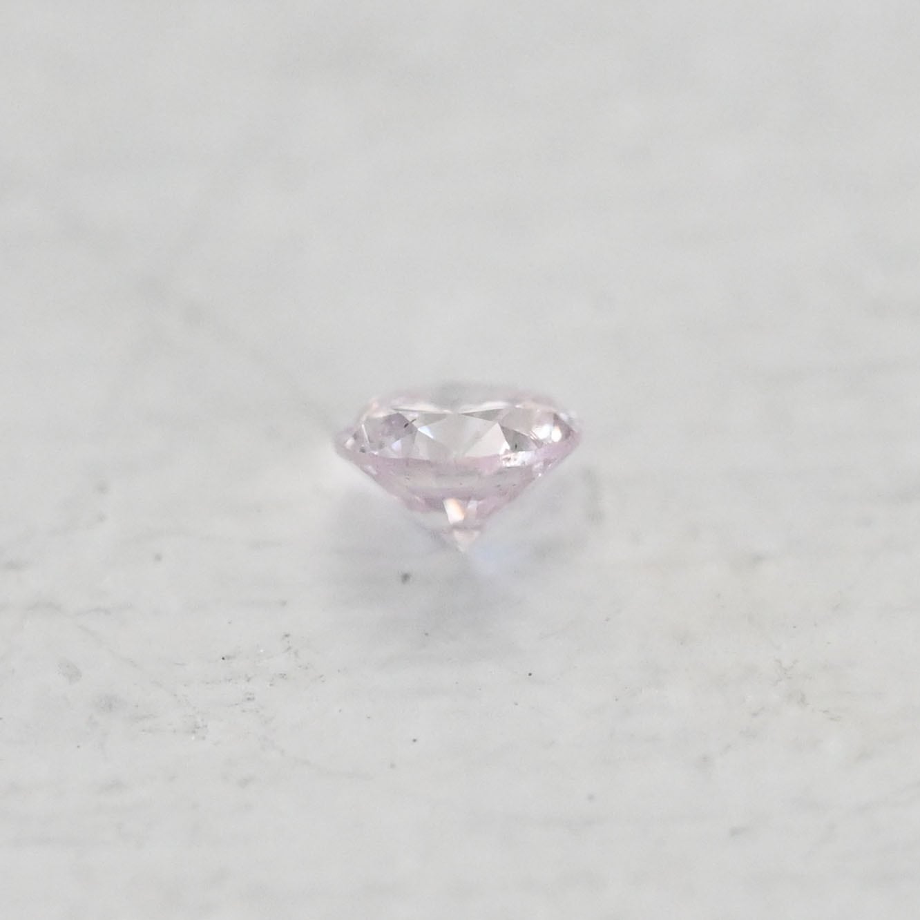WEB限定品 ピンクダイヤモンド 0.031ct ラウンドカット（ソーティング付き）