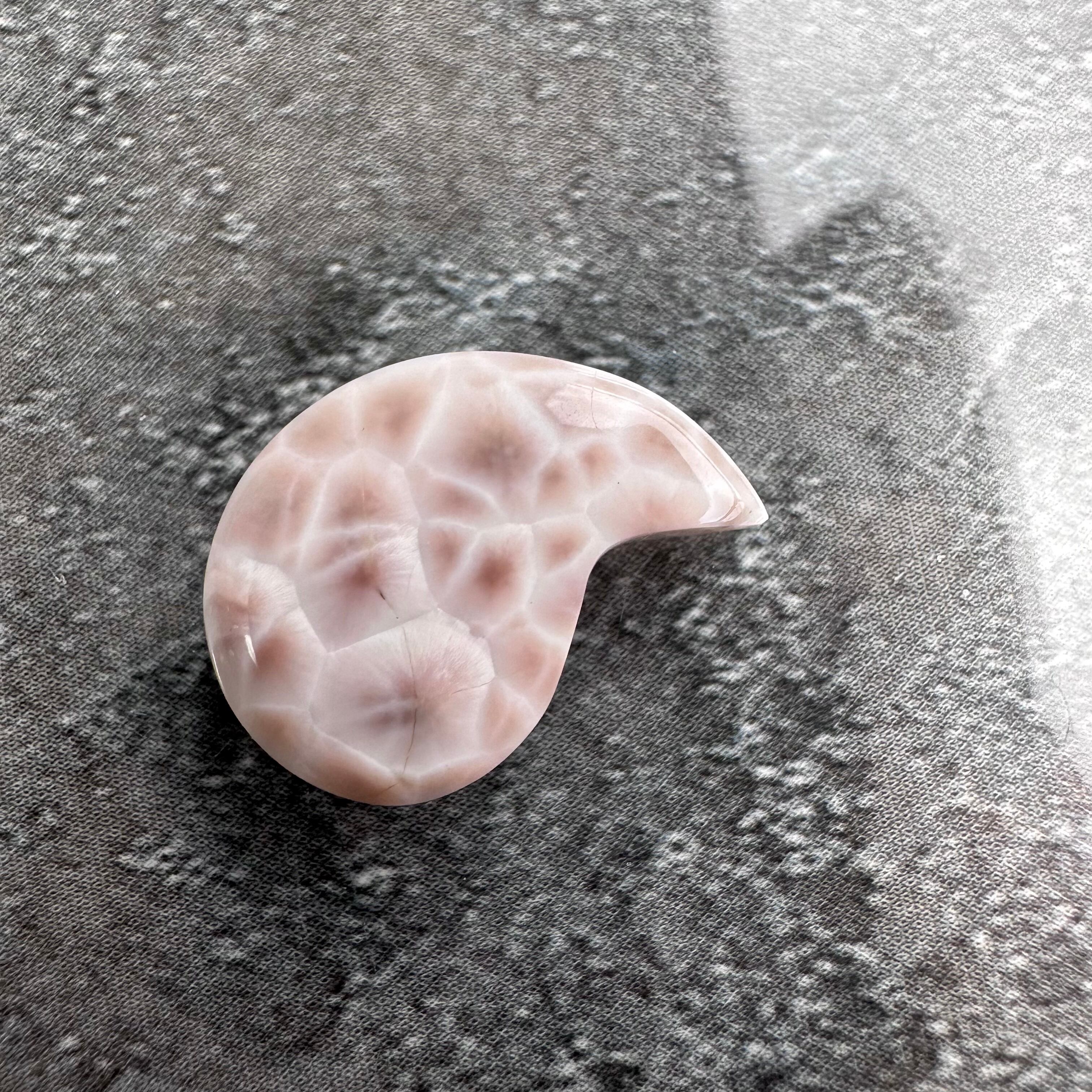 no.71トムソナイト 穴無しルース