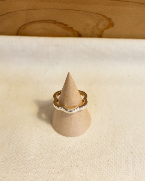 PLOW/flower line ring