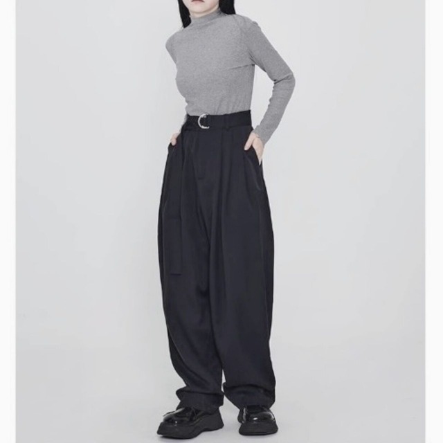 Loose silhouette handsome pleated pants C0804