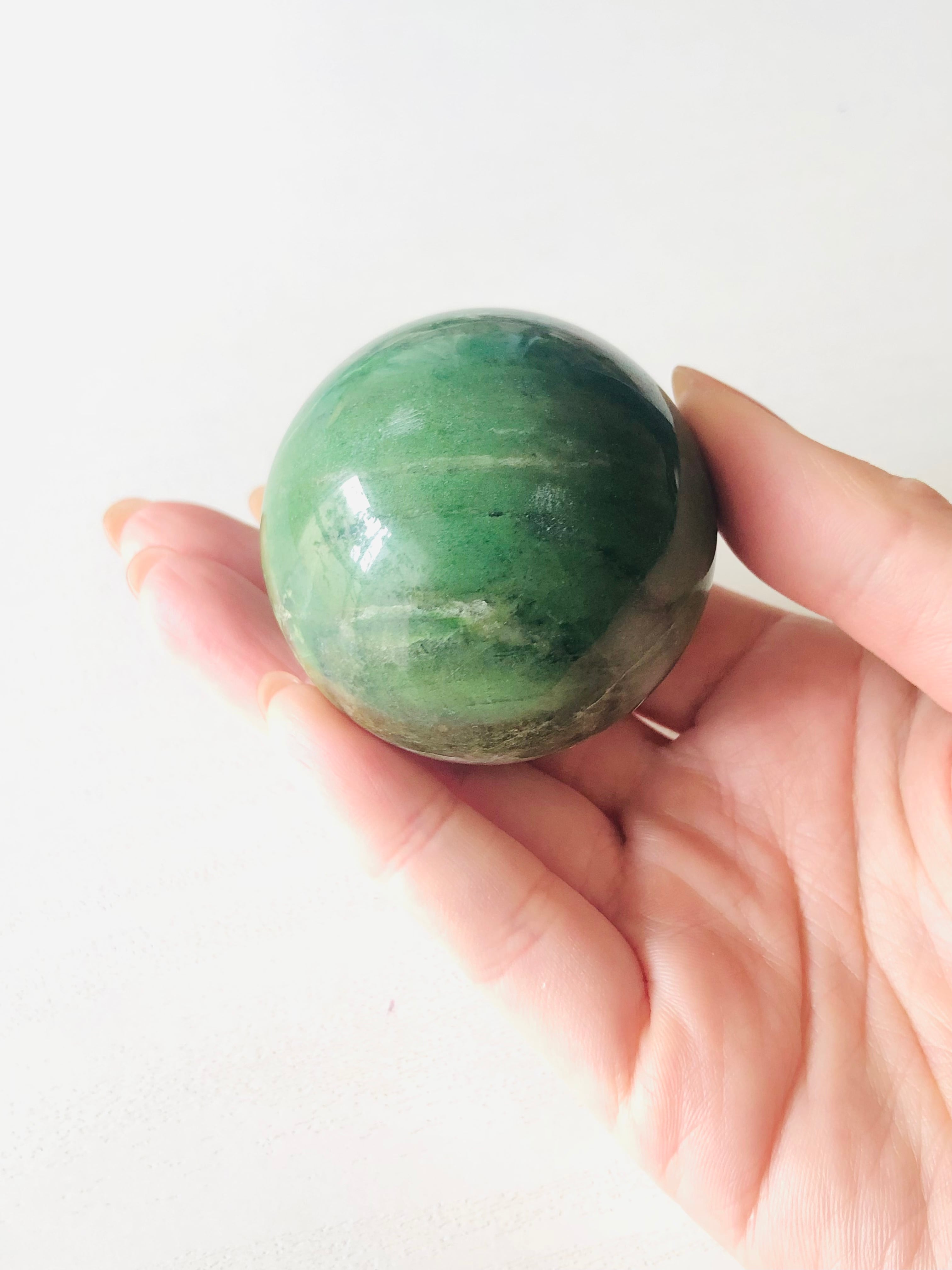 アベンチュリン(グリーンクォーツァイト)丸玉 52mm | 虹色の星