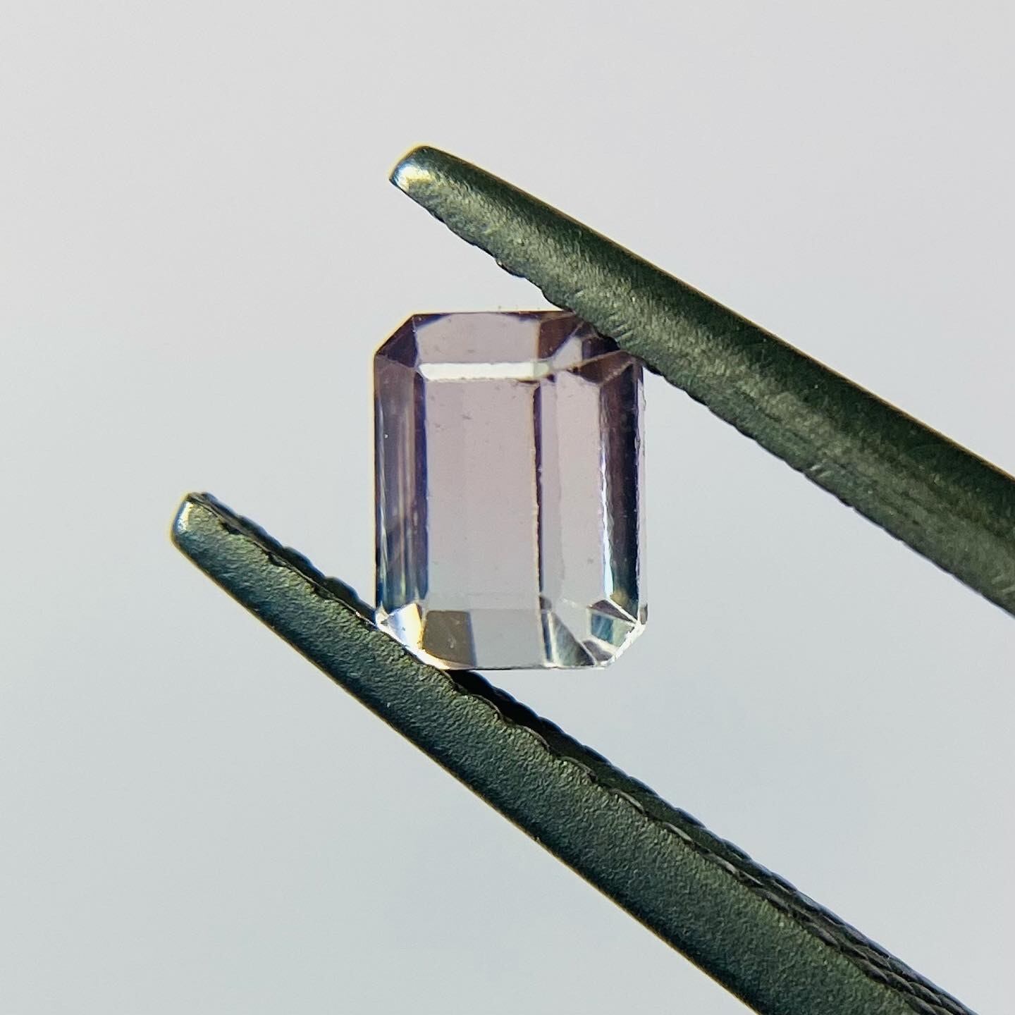 春の景色トルマリン