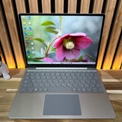 \ 公式ショップ限定価格❣️/ 超美品《人気シリーズ》Surface Laptop Go プラチナ Core i5 第10世代 タッチパネル式 ノートパソコン 安心サポート&3ヶ月保証付き