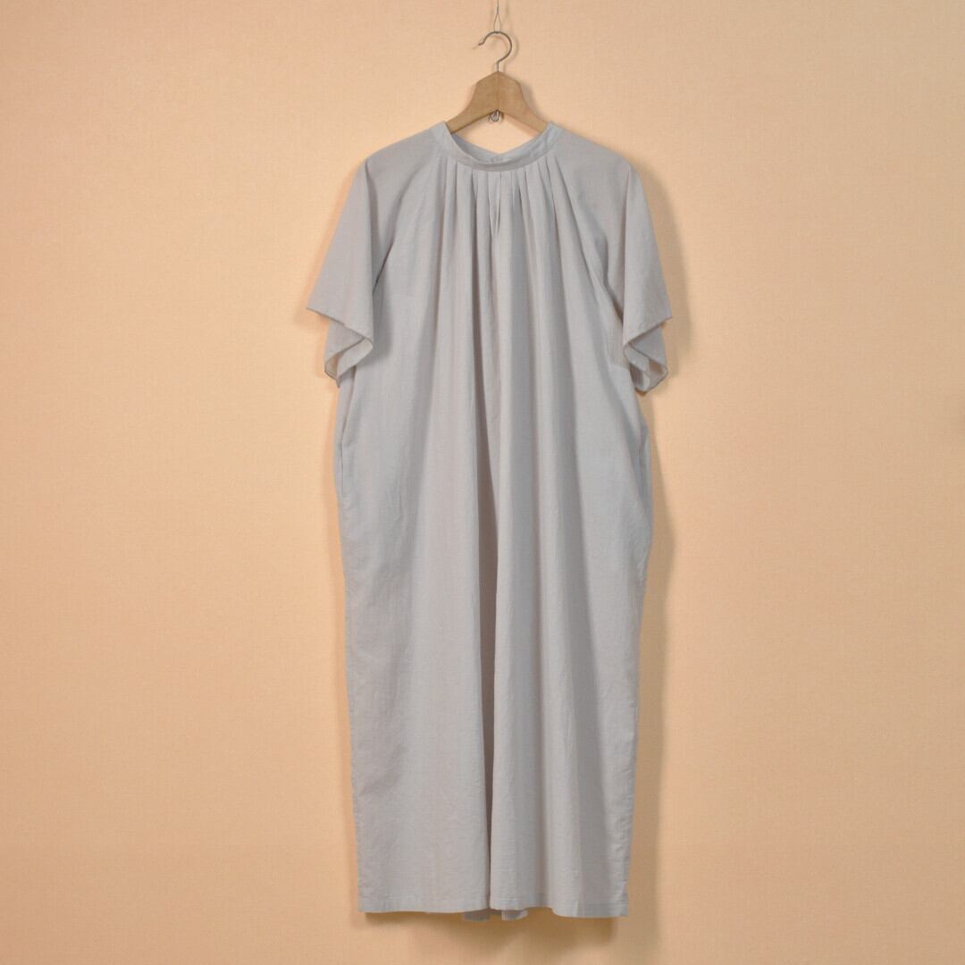 evam eva エヴァムエヴァ コットンローン・ワンピース cotton lawn one-piece ・グレージュ 薄く透け感のあるコットンの生地をたっぷりと使用しましたワンピースです【送料無料】