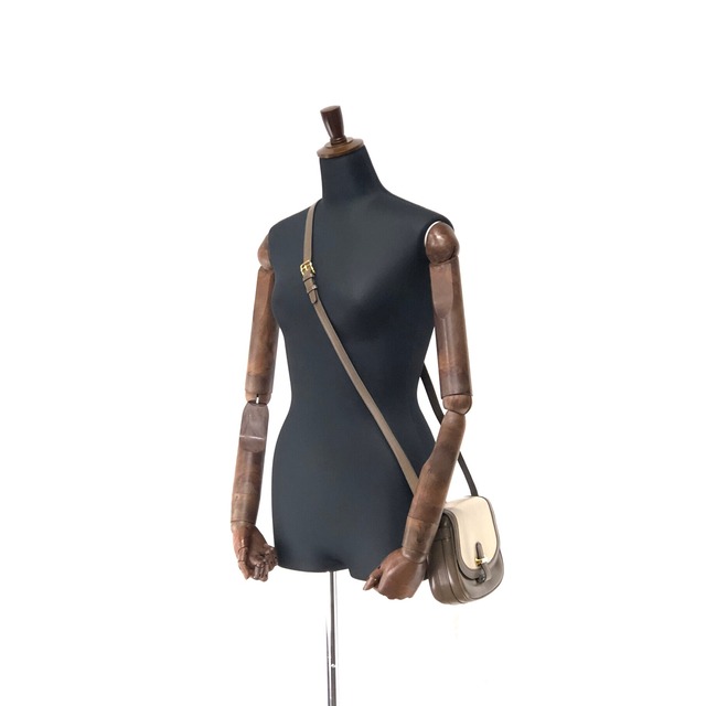 CELINE セリーヌ　フロントロック　ロゴ　レザー　バイカラー　ショルダーバッグ　ブラウン×ホワイト　vintage　ヴィンテージ　オールドセリーヌ　d4xrie