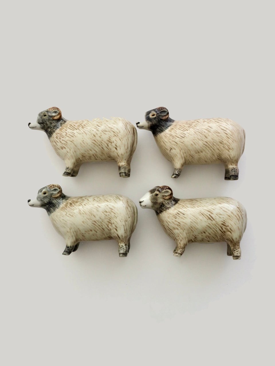 ソルトシェーカー 羊|Salt Shaker Sheep – Quail