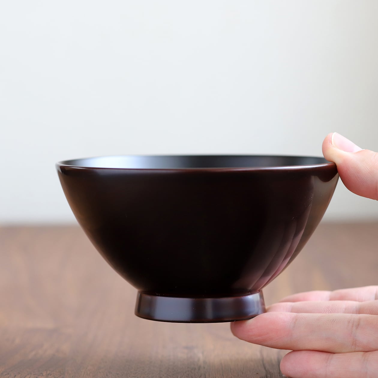漆塗りのごはん茶碗。軽くて、割れない注目の【 飯椀 】色は2色 ①
