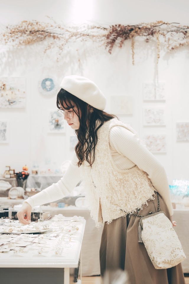 【1点限り】がま口インド刺繍バッグ（A67-22）①