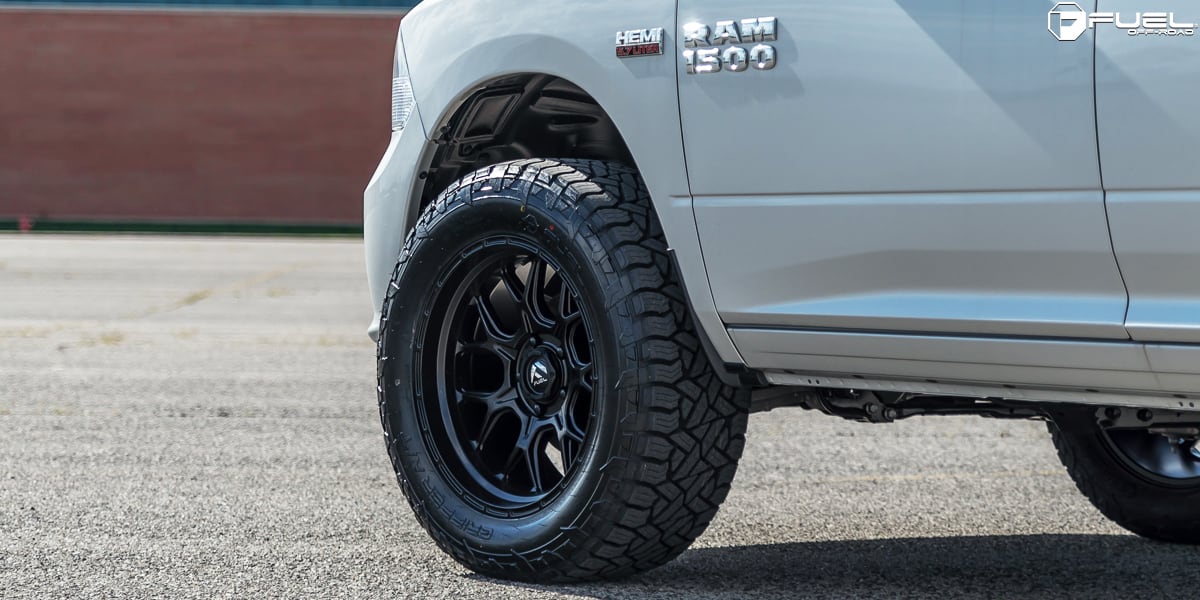 FUEL OFFROAD TECH（テック）D670 マットブラック 20インチ