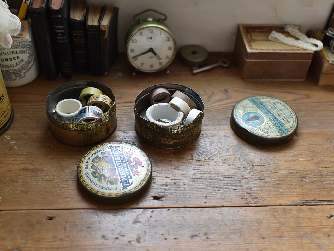 フルーツ柄がかわいい楕円ティン缶 フレンチアンティーク