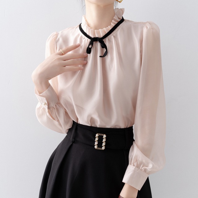 リボンタイ付きフリルネックブラウス Me1757