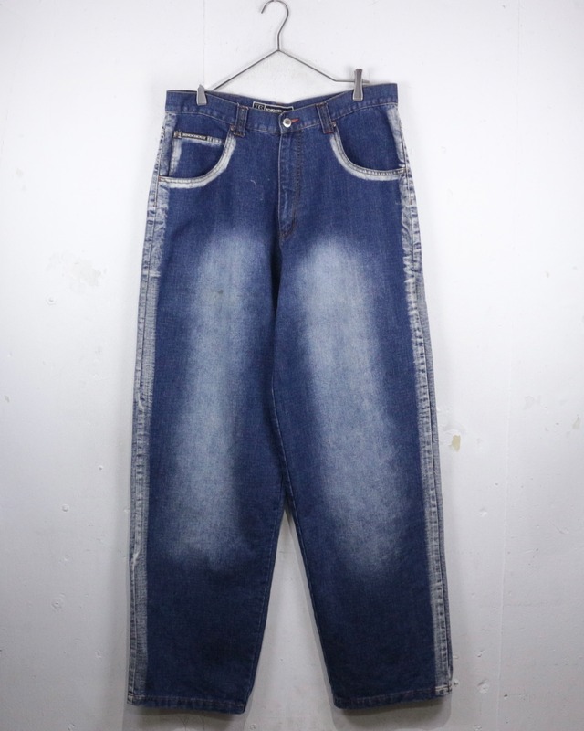 【Caka act2】"KNOCK OUT JEANS" Good Fade Design Loose Baggy Denim Pants