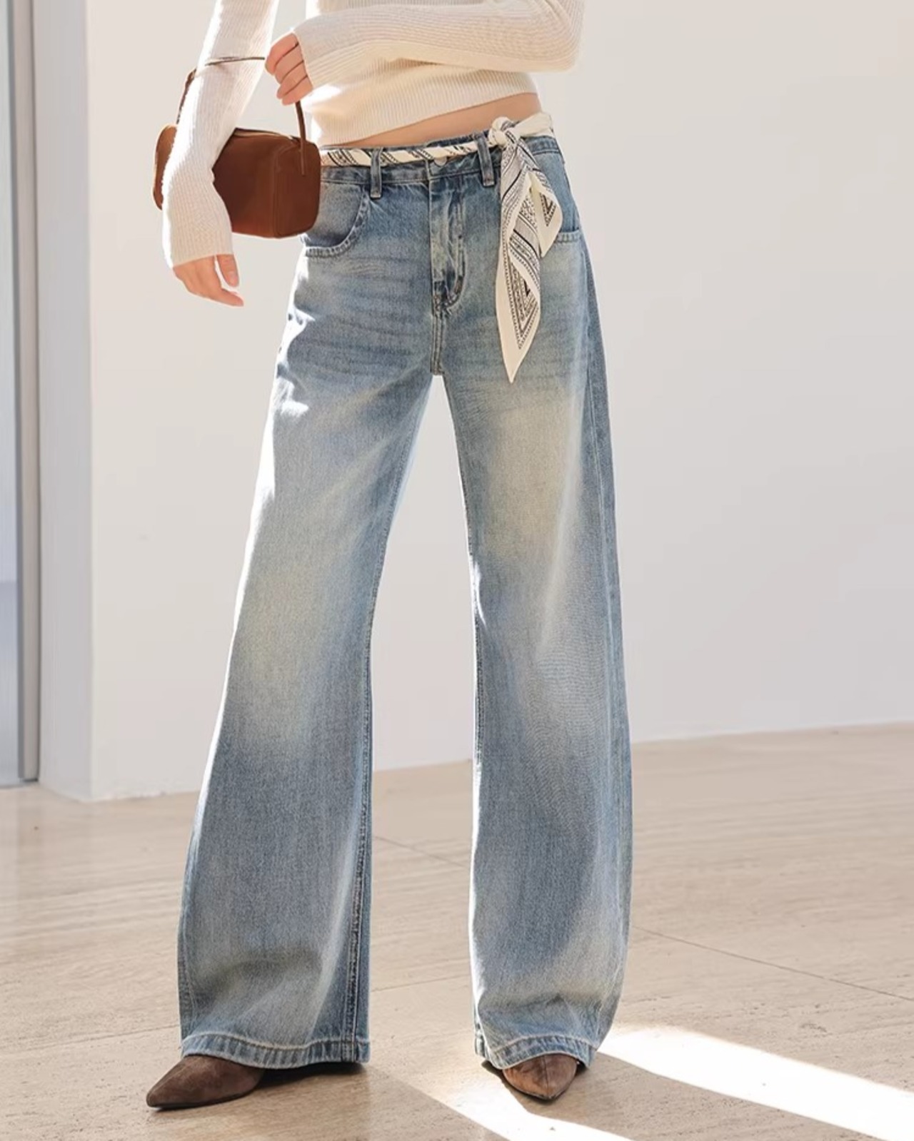 Patch Pocket Wide Leg Full Length Denim Pants     L0042