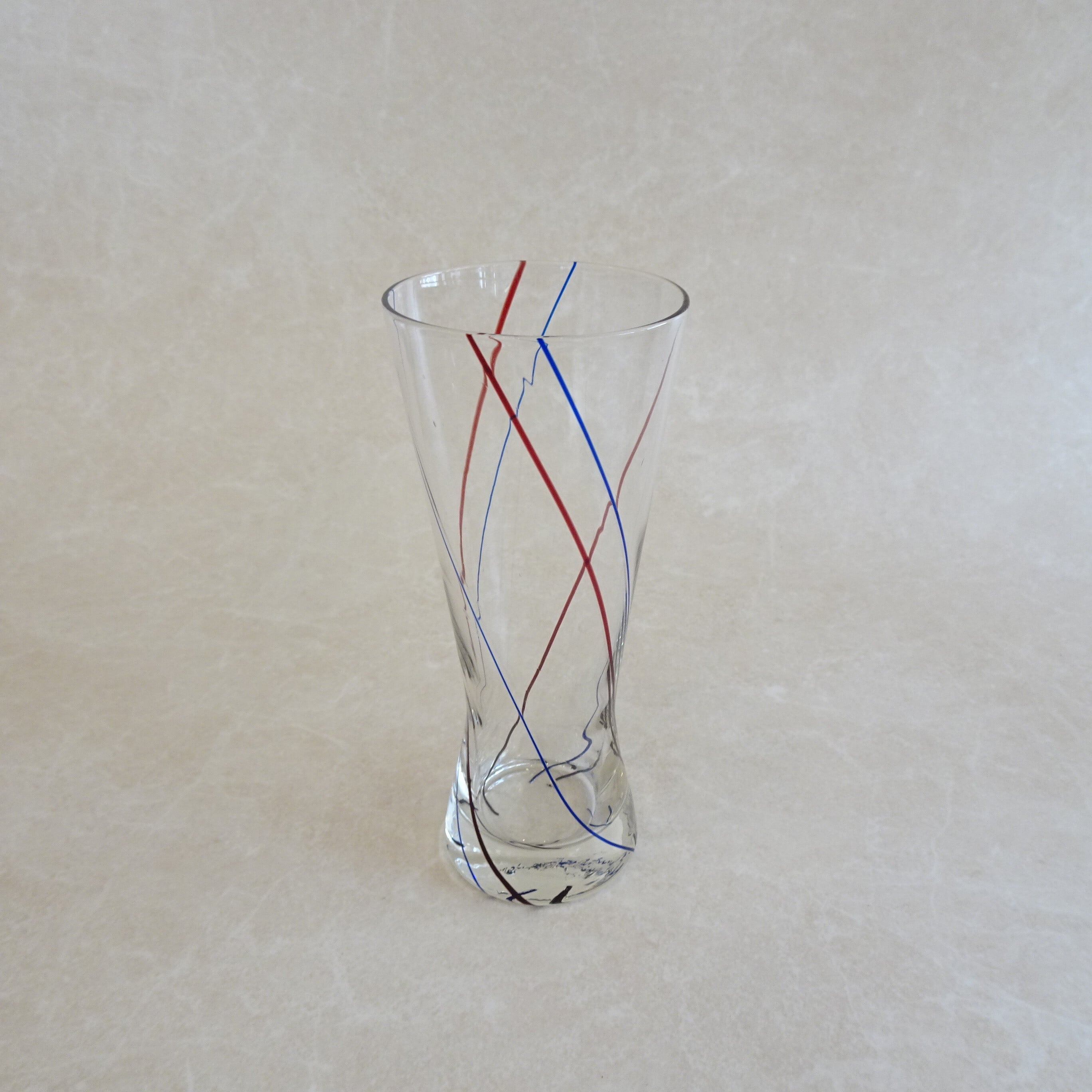 古いブルーとレッドの流線グラス