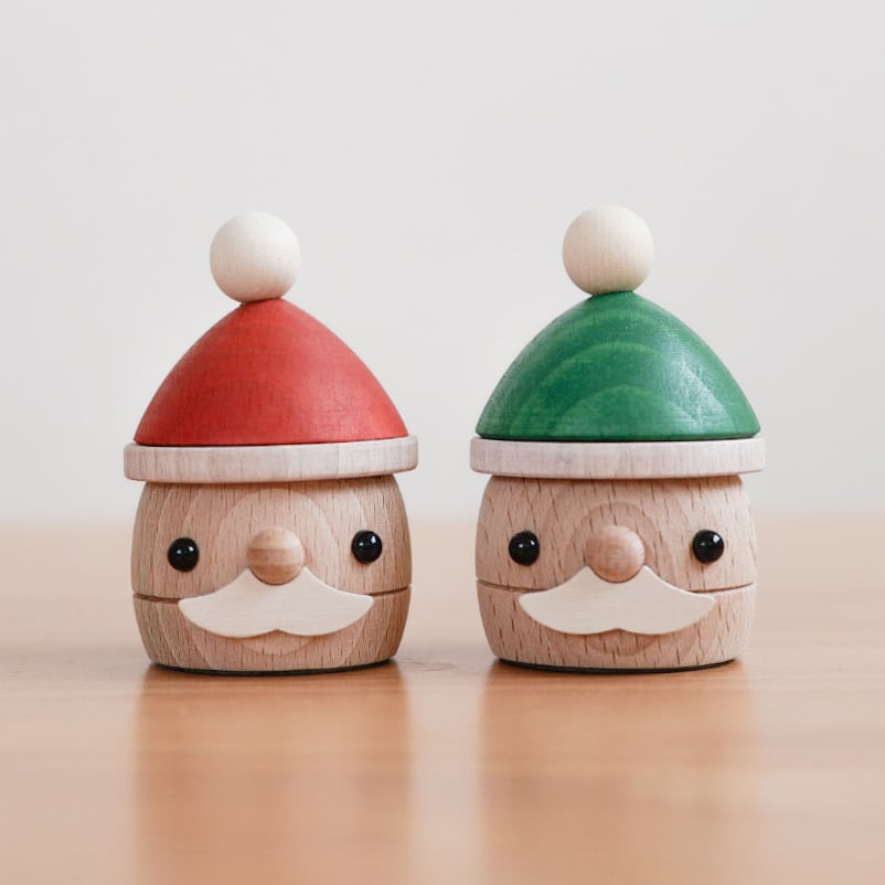 どんぐりアートWhite Xmas今年もサンタがやってくる＆お取り置き♡ どんぐりサンタ | こまむぐ |公式通販｜日本製木のおもちゃメーカー