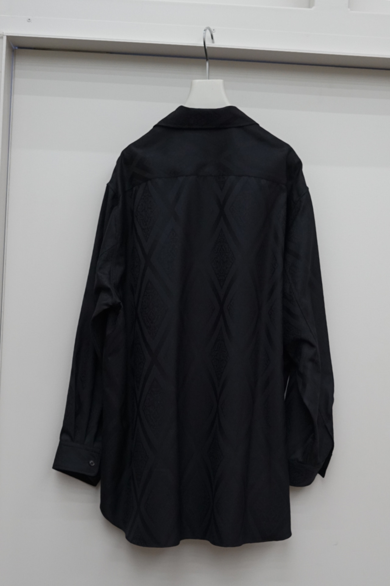 Nonnotte / Calm Oversized Open Collar Shirt